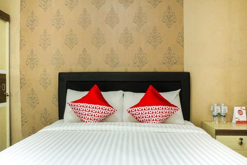 Hotel Reddoorz Near Cikole Lembang Chambre photo